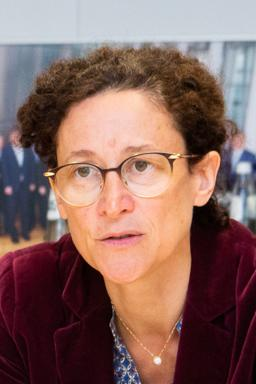 Portrait de Emmanuelle WARGON